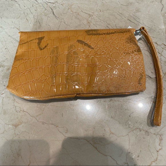 Wristlet - Picture 4 of 4